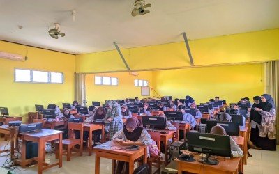 OMI 2025: MAN 1 Karawang Siapkan Wakil ke Tingkat Kabupaten