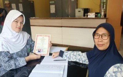 MAN 1 Karawang Bagikan Ijazah Tahun Pelajaran 2024/2025
