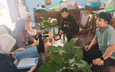 MAN 1 Karawang Disambangi Peneliti PSKK UGM, Dalami Tata Laksana Program MBG